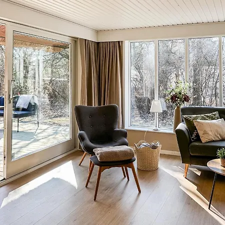 Holiday home Gorgeous In With Sauna